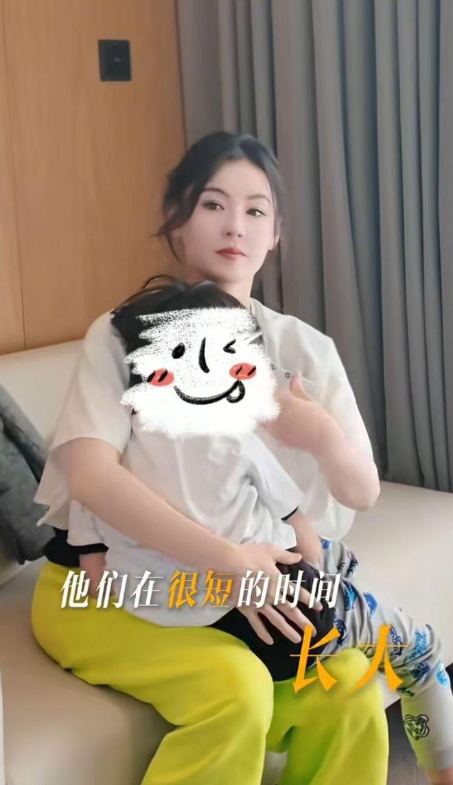 岁小儿子变挂件撒娇太粘人生父至今成迷PG麻将胡了张柏芝晒母亲节vlog6(图8)